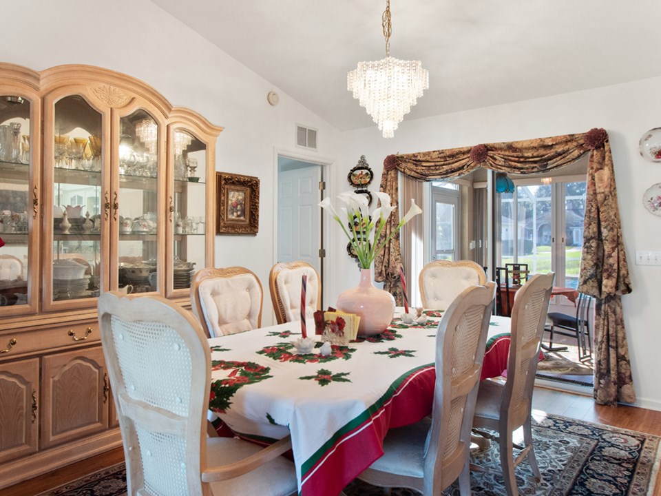 formal dining area